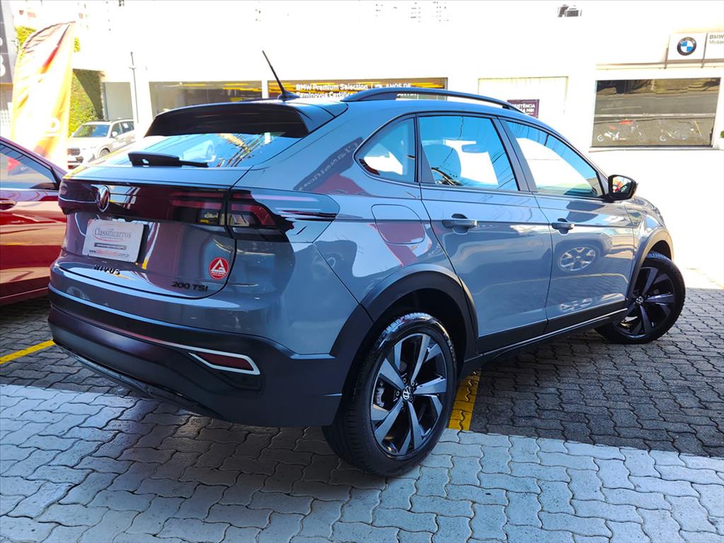 Volkswagen Nivus - 1.0 200 TSI TOTAL FLEX HIGHLINE AUTOMÁTICO