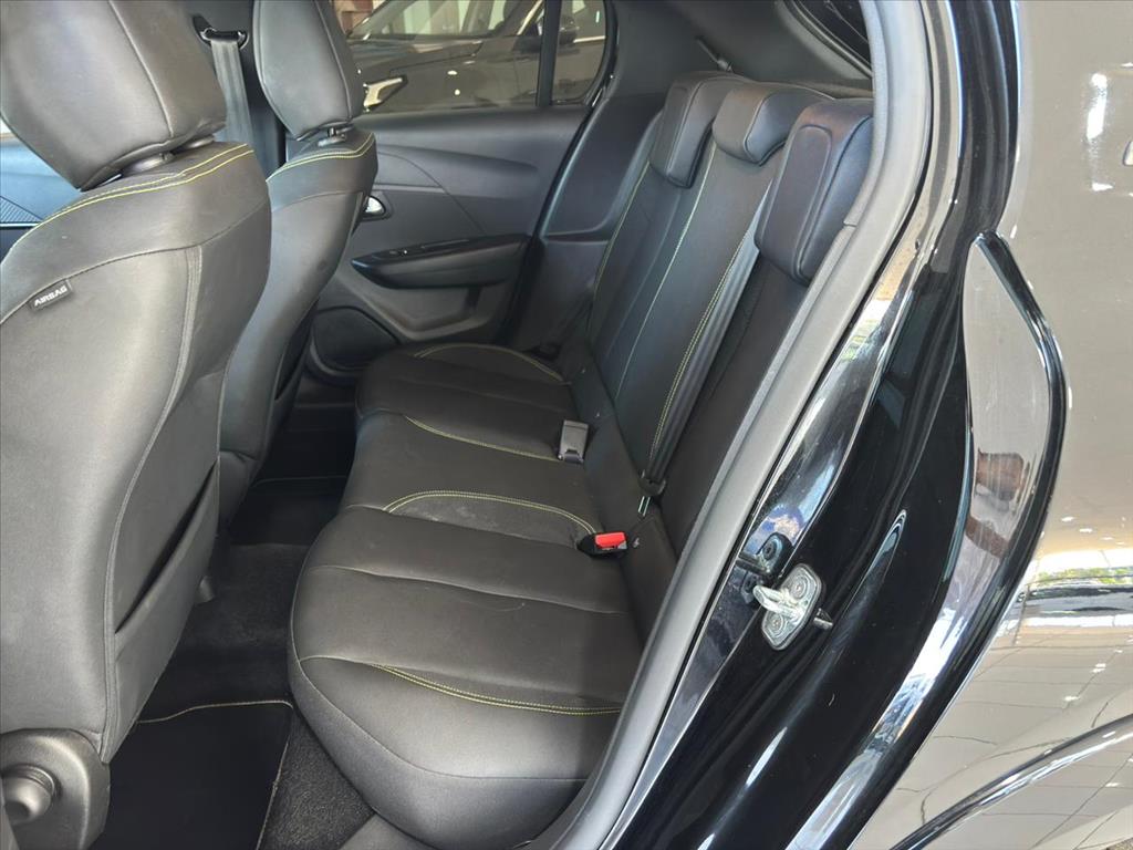 Peugeot-208-1.0 TURBO 200 FLEX GT CVT