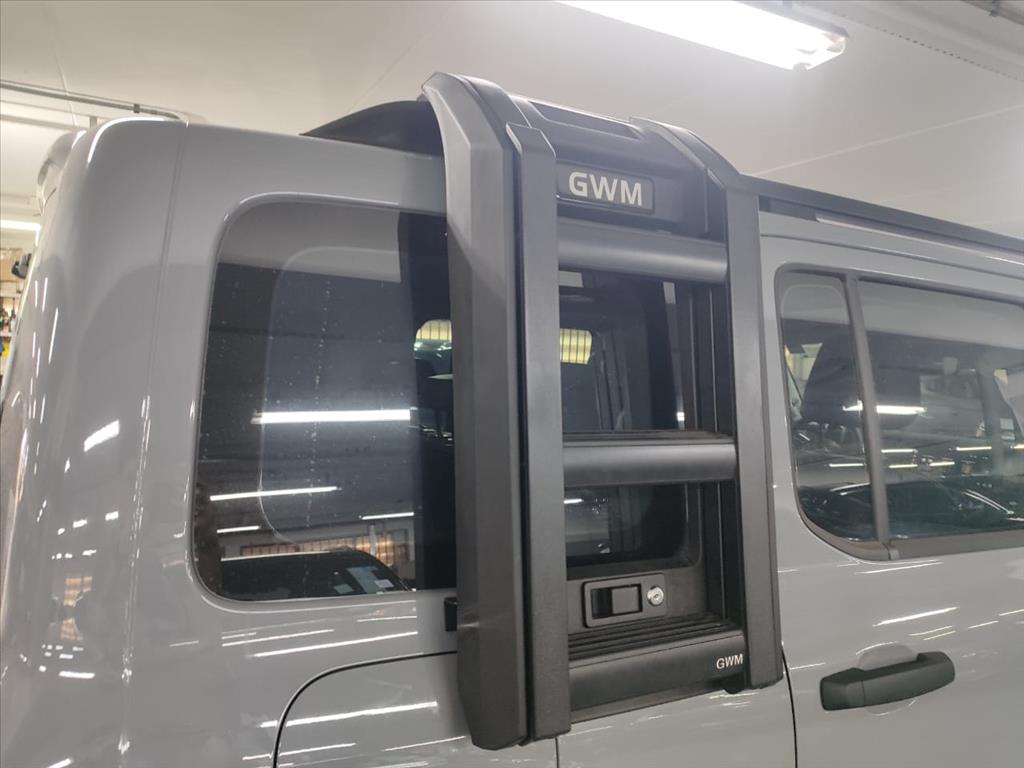 TANK 300 2.0 HI4-T PHEV 4X4 9HAT16