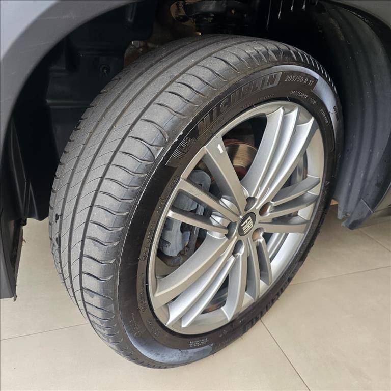 FASTBACK 1.0 TURBO 200 FLEX CVT15