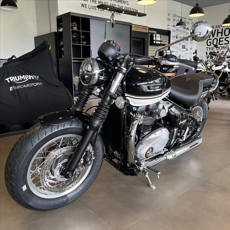 TRIUMPH-BONNEVILLE-SPEEDMASTER