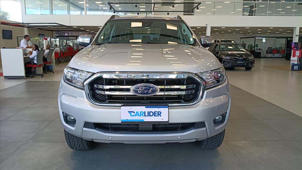 HILUX 2.8 D-4D TURBO DIESEL CD SRX 4X4 AUTOMÁTICO