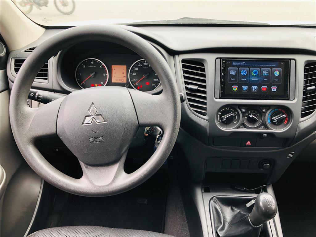 L200 TRITON 2.4 16V TURBO DIESEL GL CD 4X4 MANUAL11