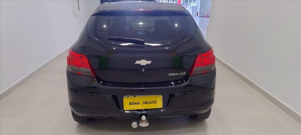 ONIX 1.4 MPFI LTZ 8V FLEX 4P AUTOMÁTICO3