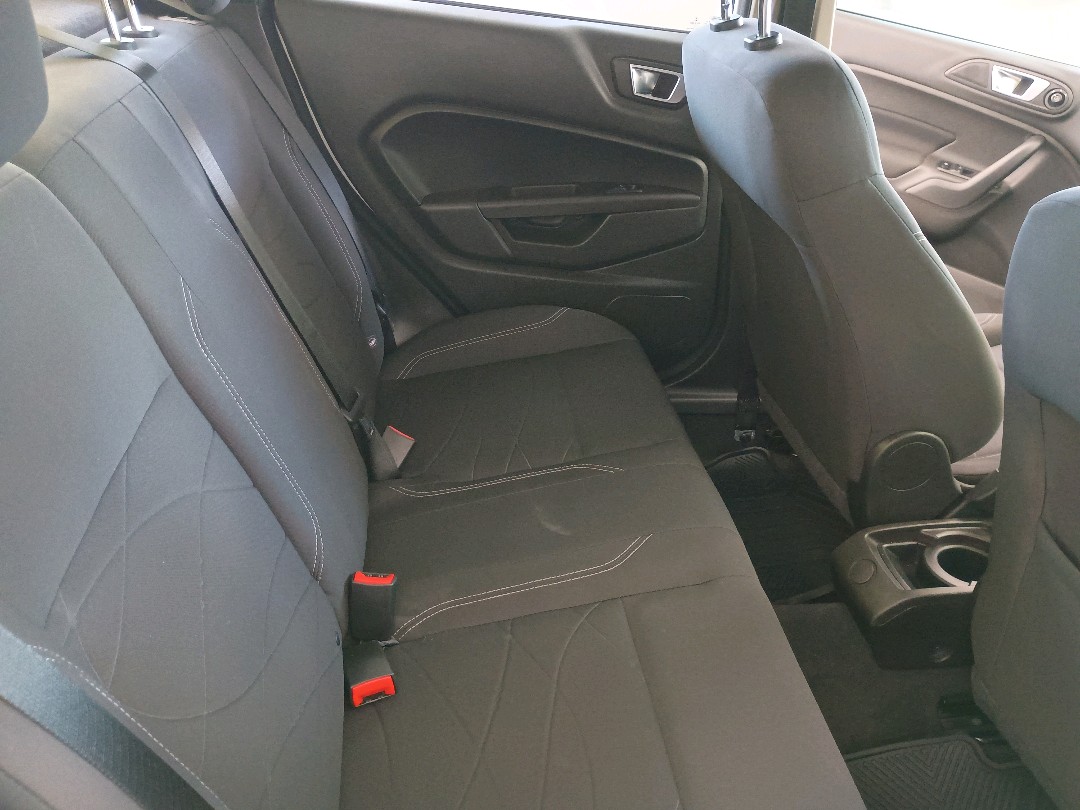 FIESTA 1.6 SE SEDAN 16V FLEX 4P POWERSHIFT8