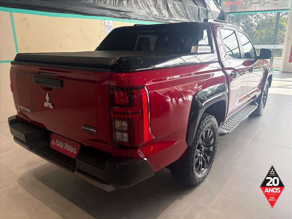 Mitsubishi-TRITON-2.4 BITURBO DIESEL CD KATANA 4X4 AUTOMÁTICO
