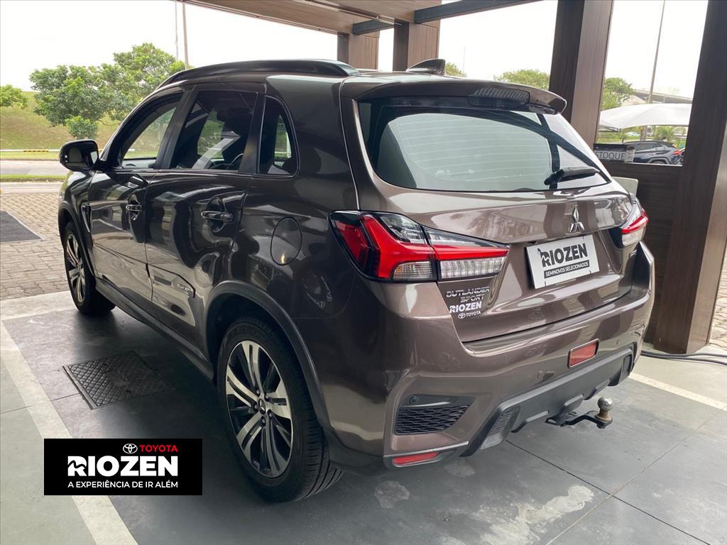 OUTLANDER SPORT 2.0 MIVEC FLEX HPE AWD AUTOMÁTICO3