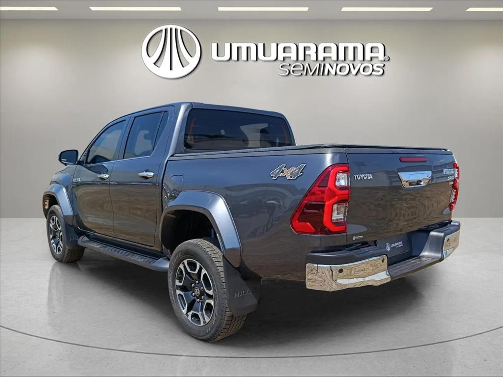 HILUX 2.8 D-4D TURBO DIESEL CD SRX 4X4 AUTOMÁTICO3