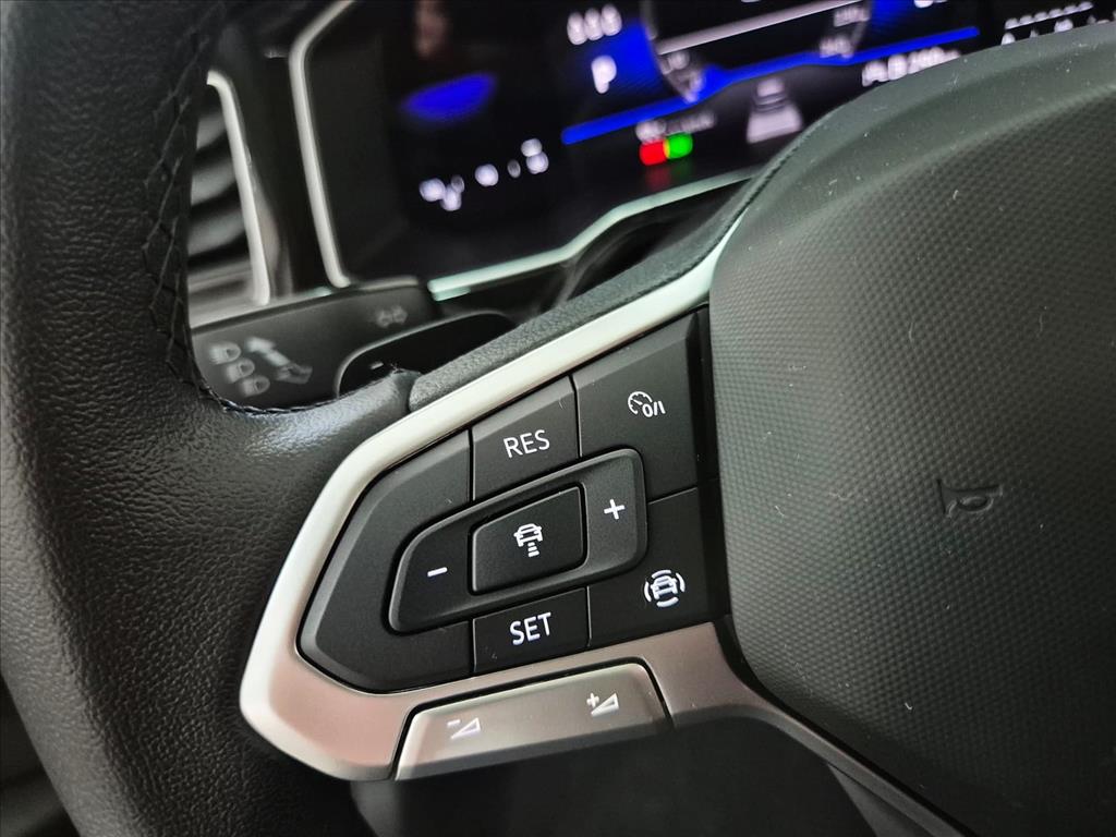 Volkswagen-NIVUS-1.0 200 TSI TOTAL FLEX COMFORTLINE AUTOMÁTICO