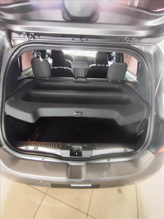 SANDERO 1.0 12V SCE FLEX ZEN MANUAL6