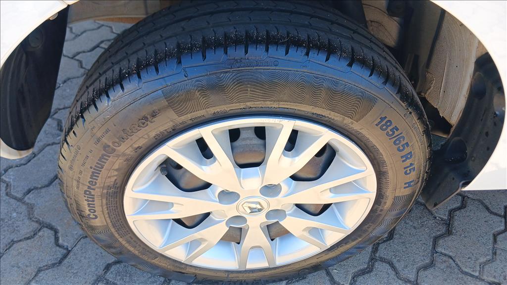 SANDERO 1.0 12V SCE FLEX ZEN MANUAL14