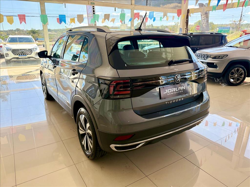 T-CROSS 1.4 250 TSI TOTAL FLEX HIGHLINE AUTOMÁTICO4