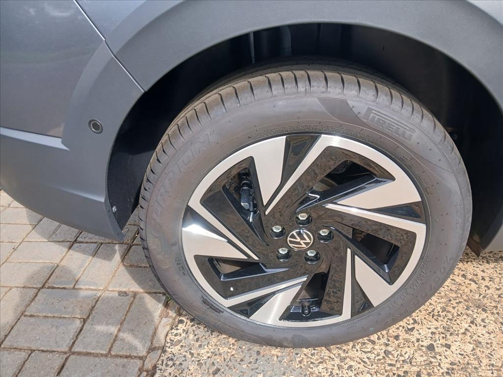 NIVUS 1.0 200 TSI TOTAL FLEX HIGHLINE AUTOMÁTICO10