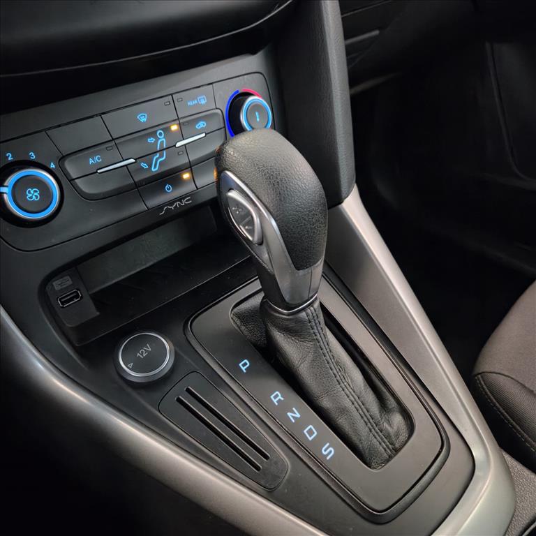 FOCUS 2.0 SE 16V FLEX 4P POWERSHIFT9