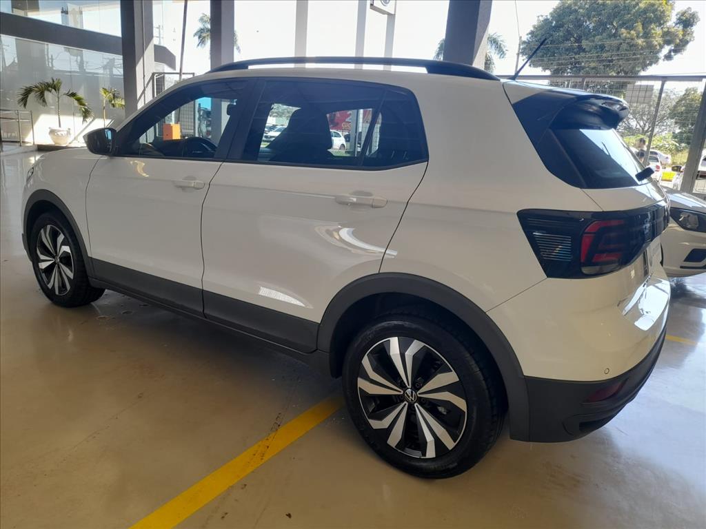 T-CROSS 1.0 200 TSI TOTAL FLEX AUTOMÁTICO5