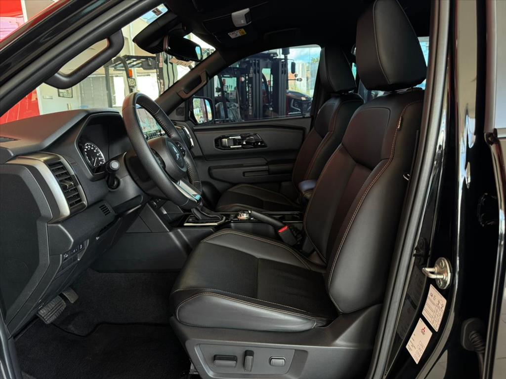 Mitsubishi-TRITON-2.4 BITURBO DIESEL CD KATANA SR80 4X4 AUTOMÁTICO