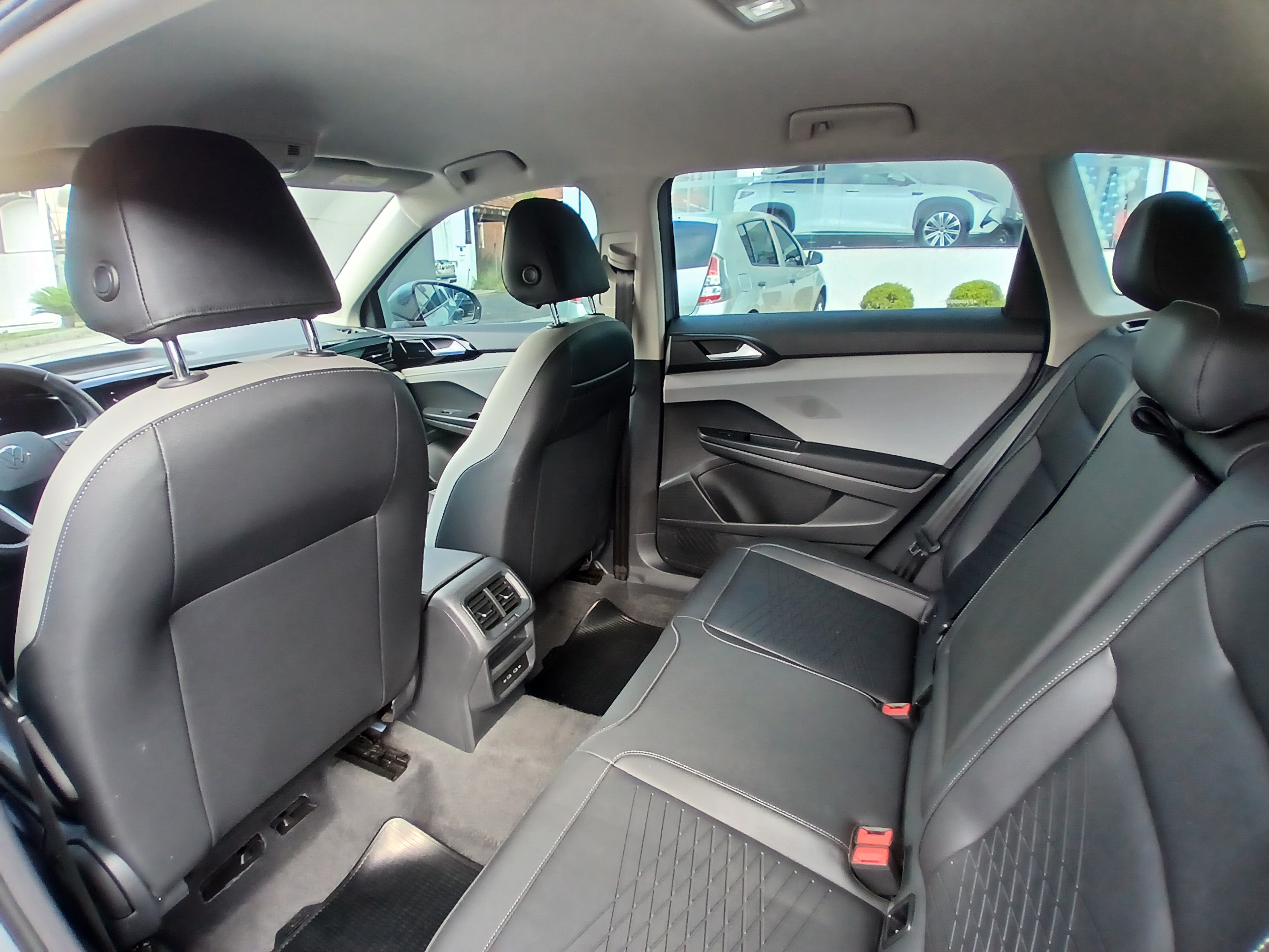 TAOS 1.4 250 TSI TOTAL FLEX COMFORTLINE AUTOMÁTICO7