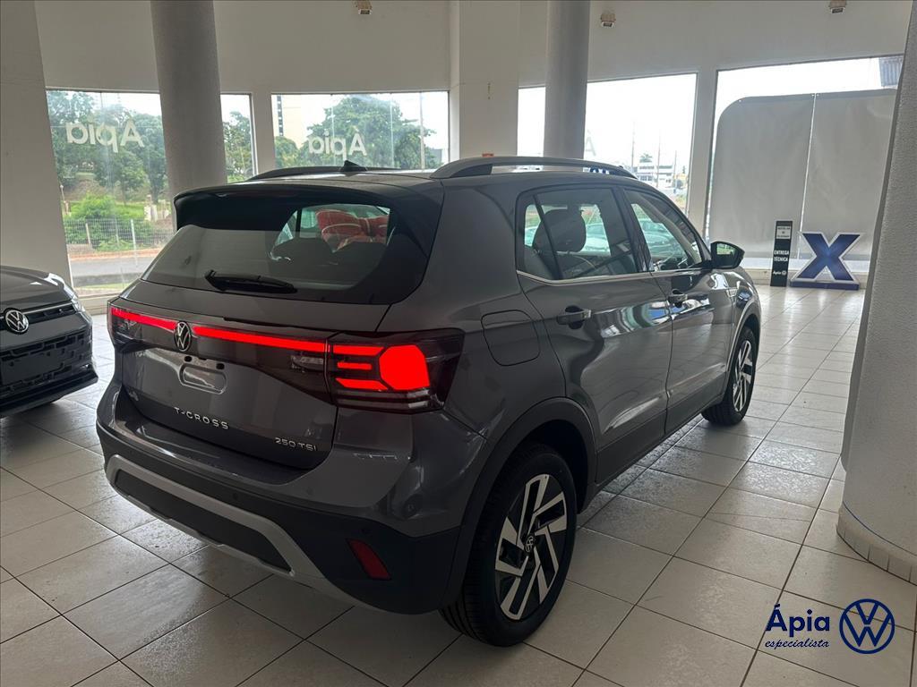 T-CROSS 1.4 250 TSI TOTAL FLEX HIGHLINE AUTOMÁTICO2