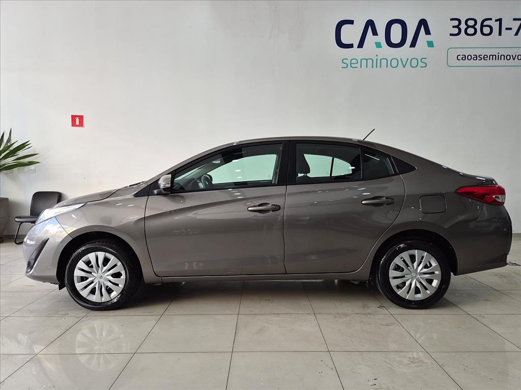 Toyota-YARIS-1.5 16V FLEX SEDAN XL MULTIDRIVE