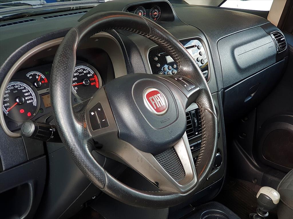 Fiat Idea - 1.8 MPI ADVENTURE 16V FLEX 4P MANUAL