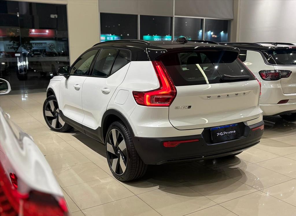 EX40 P8 RECHARGE TWIN ELECTRIC ULTRA AWD9