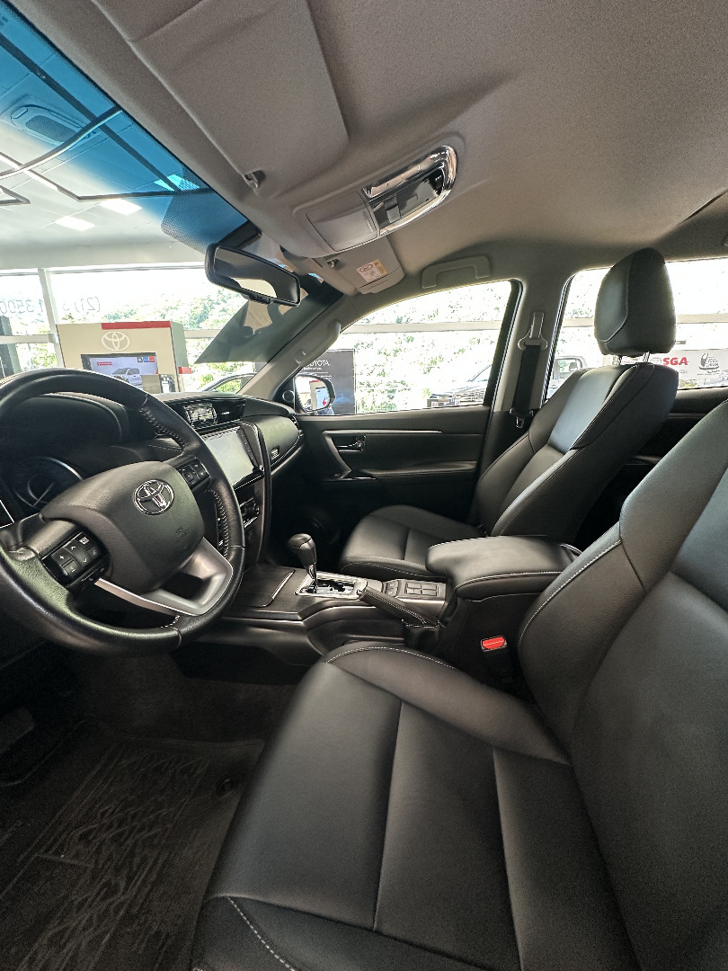 HILUX SW4 2.7 VVT-i FLEX SRV 7L 4X2 AUTOMÁTICO