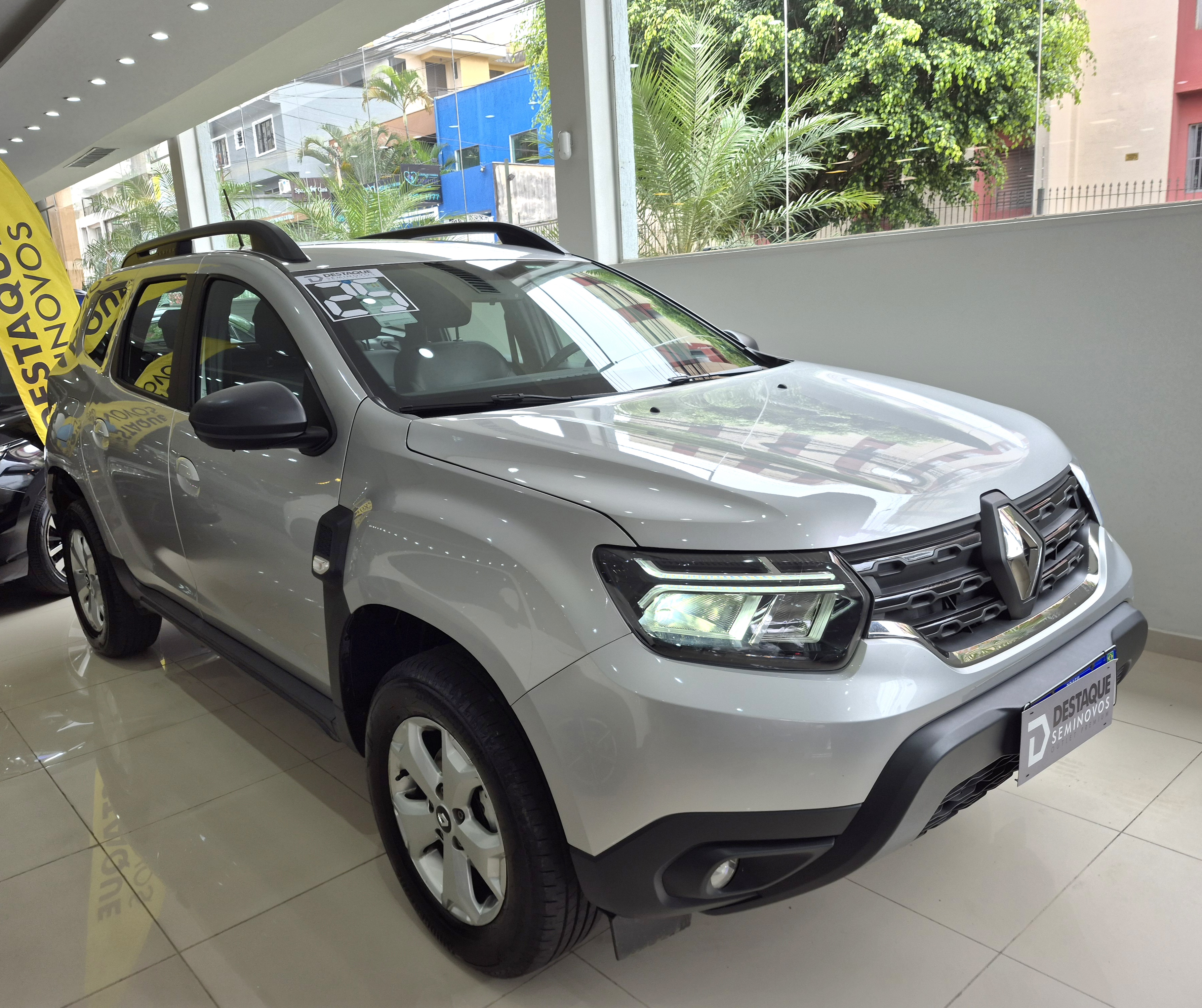 RENAULT DUSTER