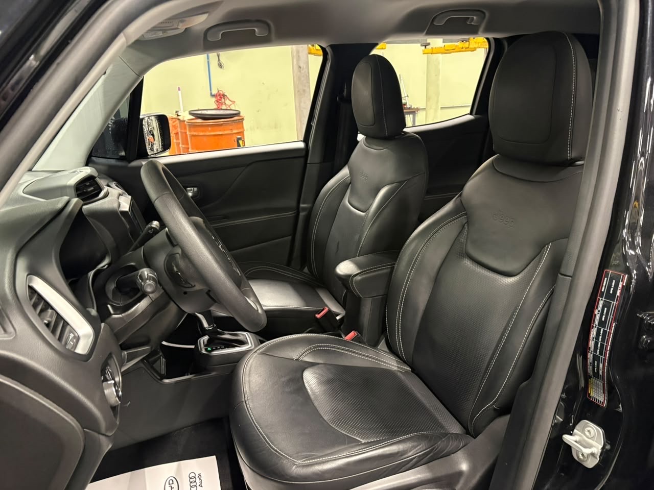 RENEGADE 1.8 16V FLEX SPORT 4P AUTOMÁTICO10