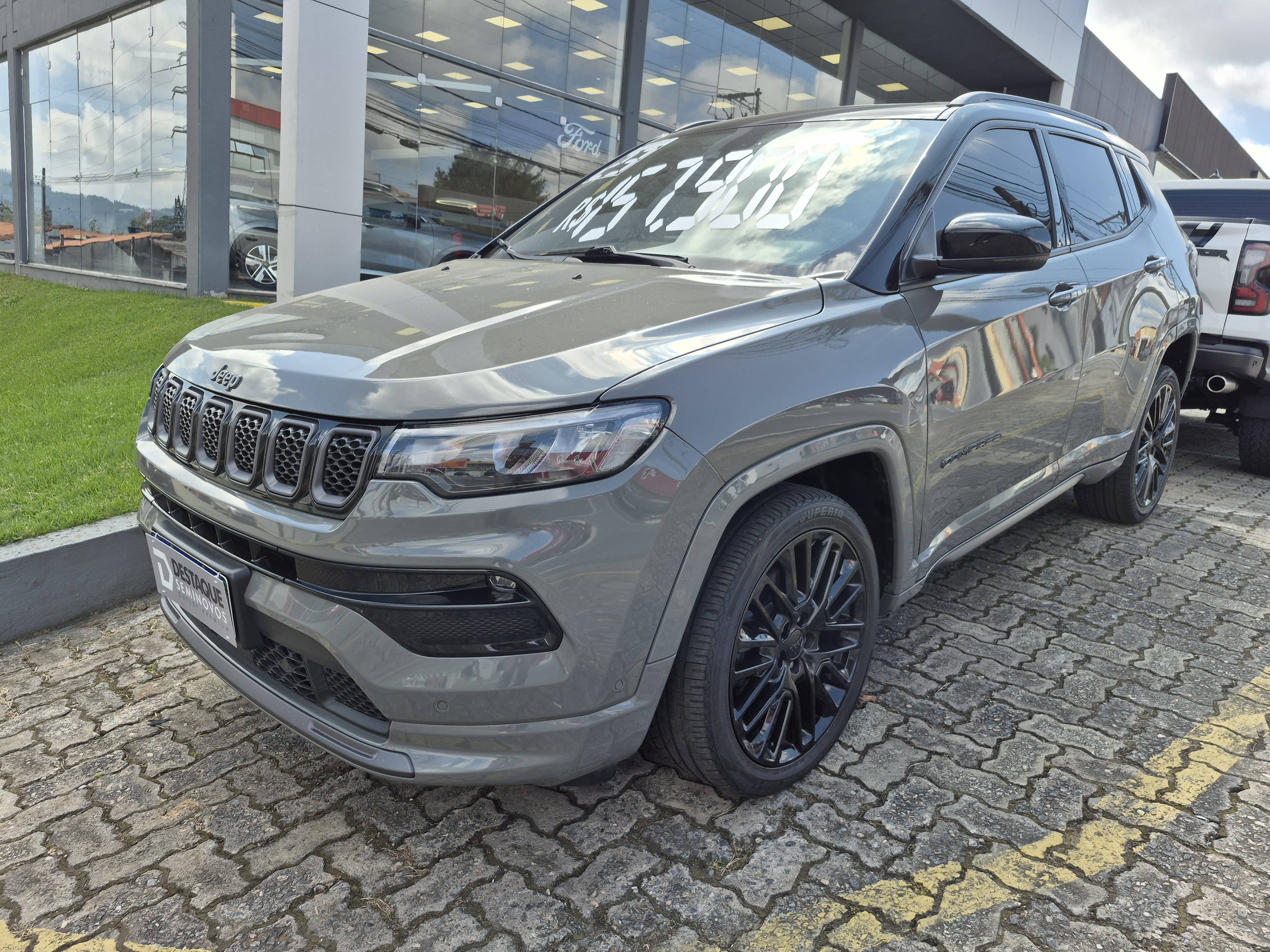 Foto ilustrativa do carro