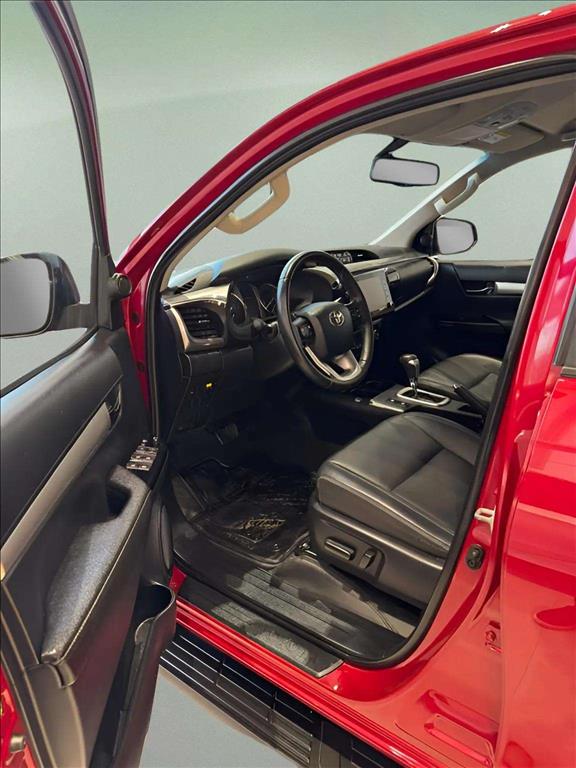 HILUX 2.8 D-4D TURBO DIESEL CD SRV 4X4 AUTOMÁTICO10