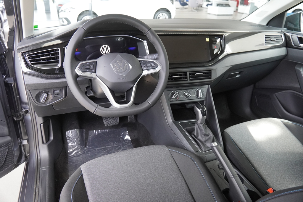 NIVUS 1.0 200 TSI TOTAL FLEX SENSE AUTOMÁTICO5