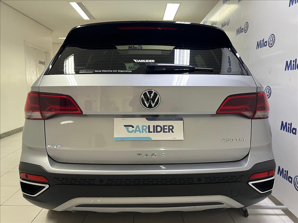 TAOS 1.4 250 TSI TOTAL FLEX HIGHLINE AUTOMÁTICO3