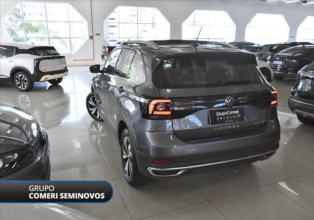 2022 VOLKSWAGEN T-CROSS 1.4 250 TSI TOTAL FLEX HIGHLINE AUTOMÁTICO