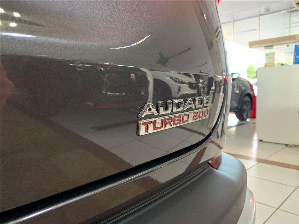 FASTBACK 1.0 TURBO 200 HYBRID AUDACE CVT FASTBACK 1.0 TURBO 200 HYBRID AUDACE CVT