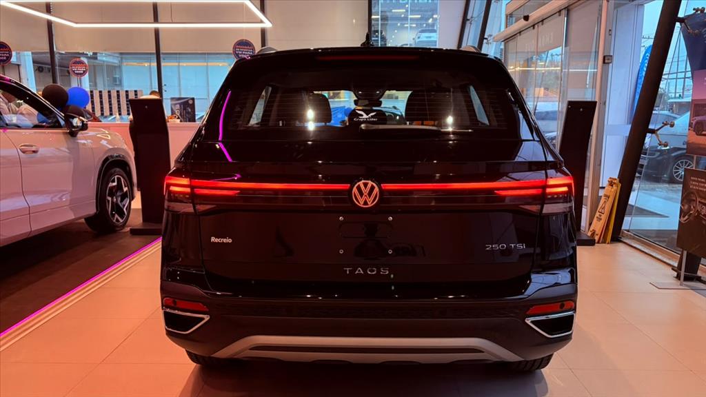 TAOS 1.4 250 TSI TOTAL FLEX COMFORTLINE AUTOMÁTICO3