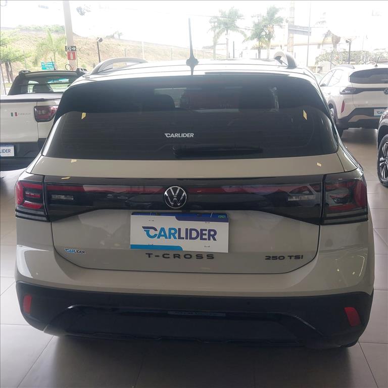 T-CROSS 1.4 250 TSI TOTAL FLEX HIGHLINE AUTOMÁTICO4