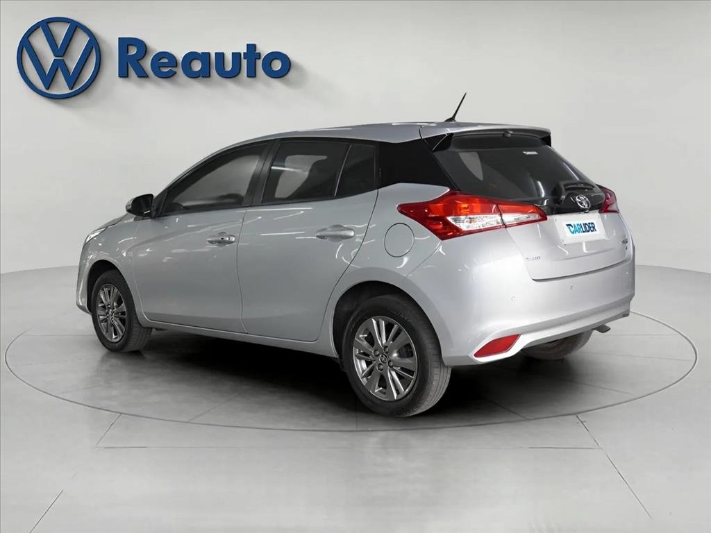 YARIS 1.3 16V FLEX XL LIVE MULTIDRIVE9