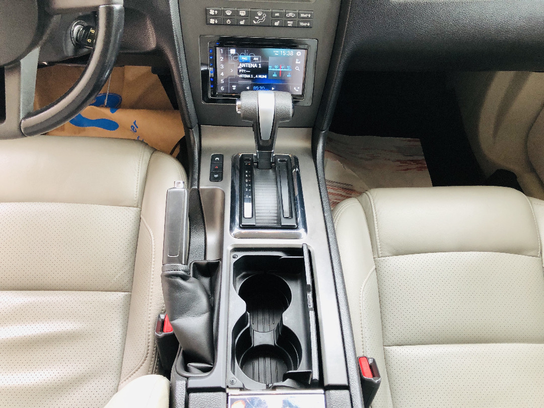 MUSTANG 3.7 V6 GASOLINA AUTOMÁTICO11