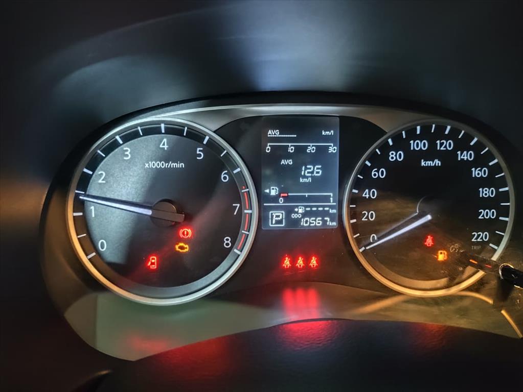 KICKS PLAY 1.6 16V FLEXSTART SENSE XTRONIC10