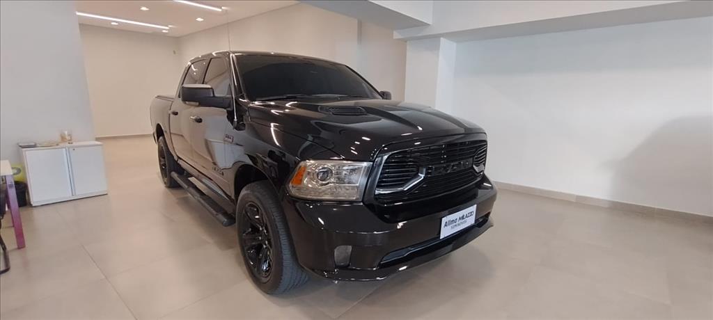CLASSIC 5.7 V8 GASOLINA LARAMIE CD 4X4 AUTOMÁTICO