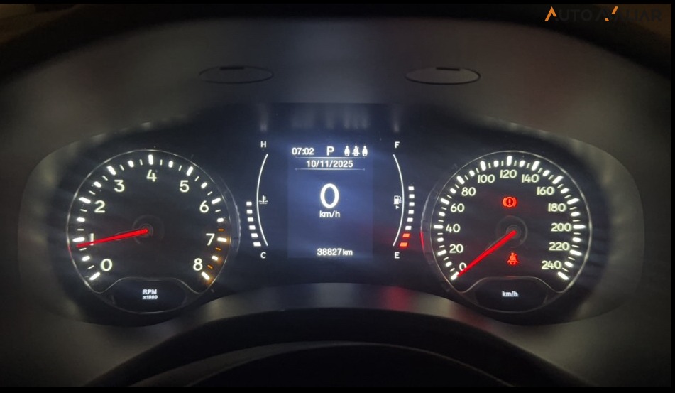 Jeep-RENEGADE-1.8 16V FLEX LONGITUDE 4P AUTOMÁTICO