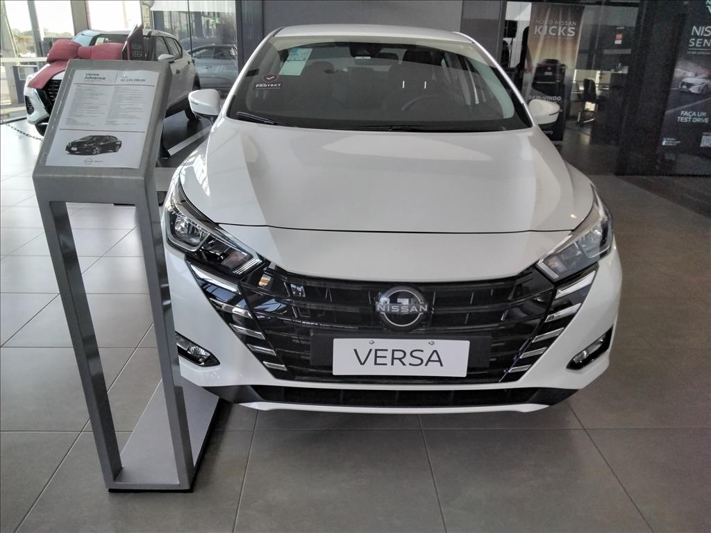 VERSA 1.6 16V FLEX ADVANCE XTRONIC VERSA 1.6 16V FLEX ADVANCE XTRONIC