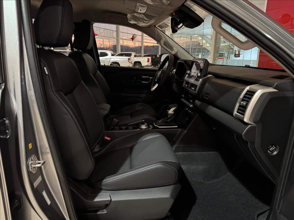 Mitsubishi-TRITON-2.4 BITURBO DIESEL CD HPE-S 4X4 AUTOMÁTICO