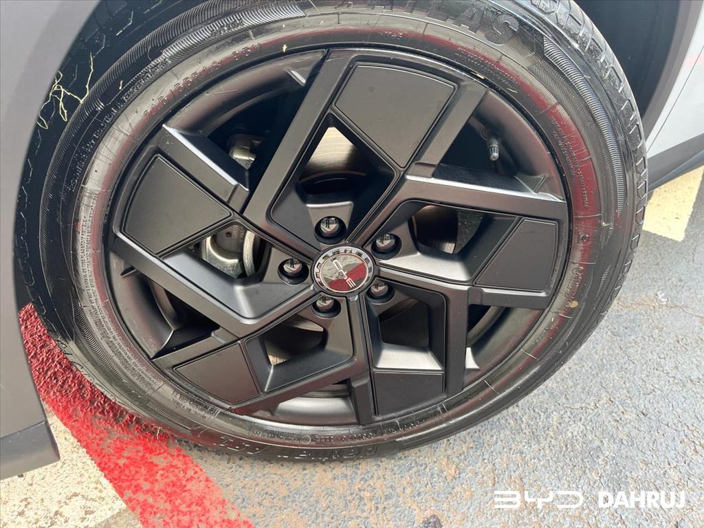 YUAN PLUS 60,8 KW ELÉTRICO5