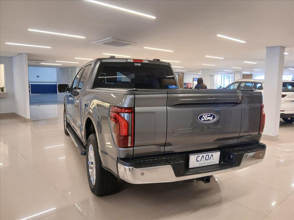 Ford-F-150-5.0 V8 GASOLINA CD LARIAT FX4 AUTOMÁTICO
