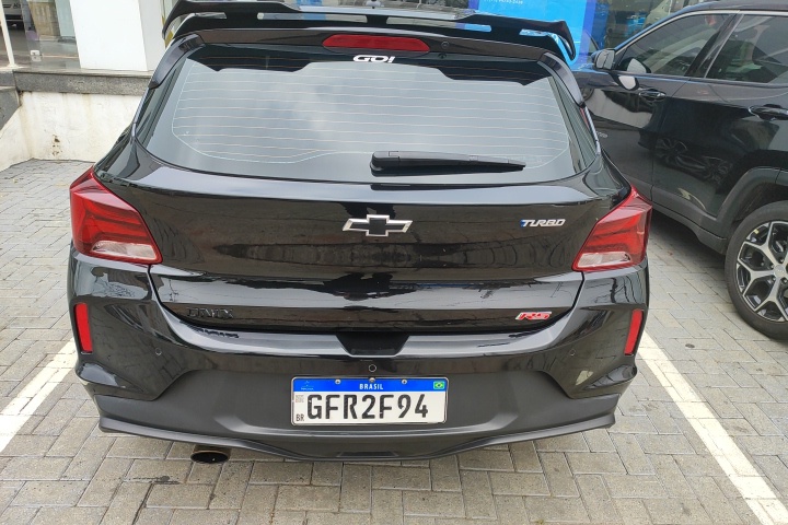 ONIX 1.0 TURBO FLEX RS AUTOMÁTICO