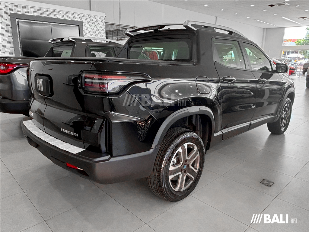 TORO 1.3 TURBO 270 FLEX FREEDOM AT63