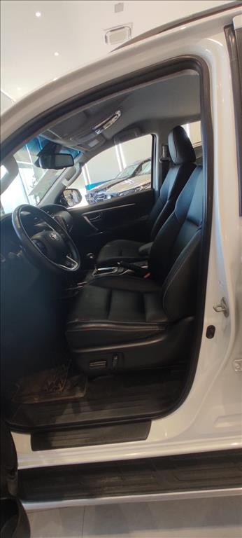 HILUX SW4 2.8 D-4D TURBO DIESEL SRX 4X4 AUTOMÁTICO13