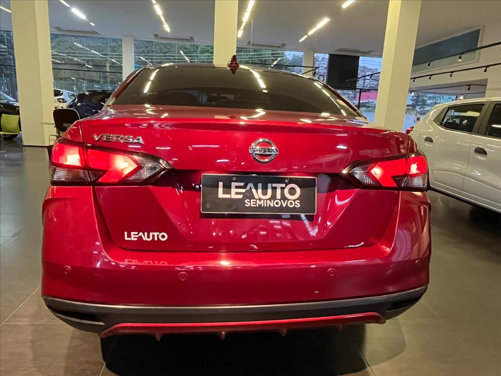 VERSA 1.6 16V FLEX EXCLUSIVE XTRONIC5