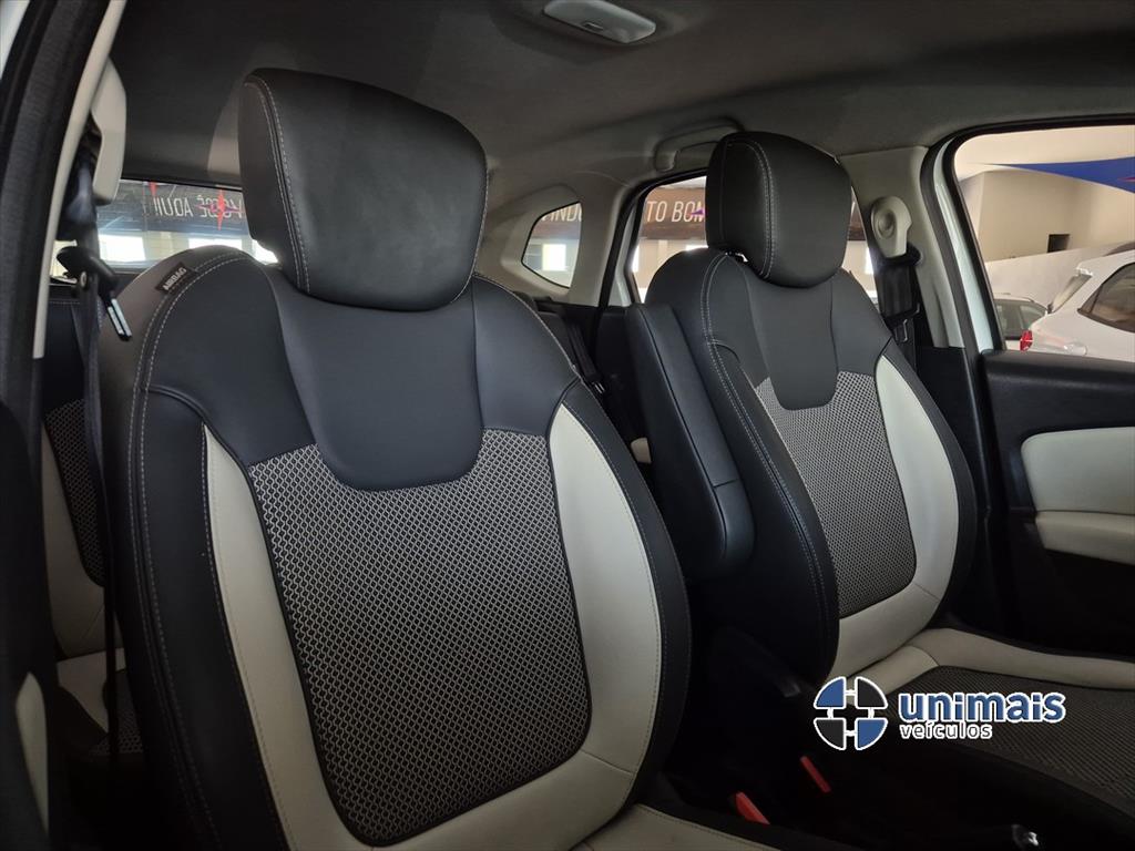RENAULT CAPTUR 2.0 16V HI-FLEX INTENSE AUTOMÁTICO — foto 17